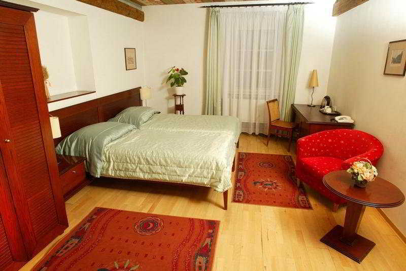 Cerna Liska Hotell Prag Exteriör bild